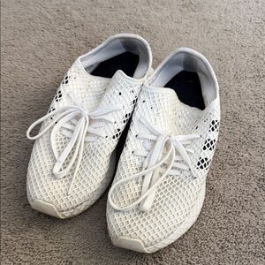 Adidas Deerupt Runner sneakers - Size 10.5
